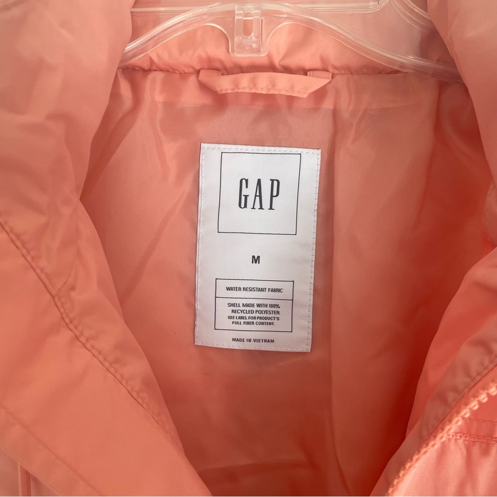 NWT Packable Hood Rain Jacket GAP Size Medium Womens - Picture 6 of 8